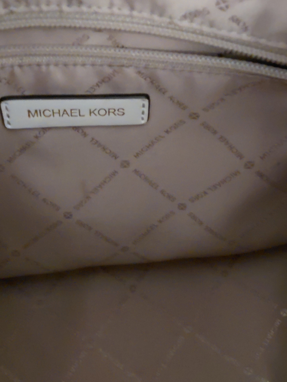 Michael Kors Ivory/Cream Pebbled Leather Hobo W/Gold Hardware *read Description - Picture 11 of 11